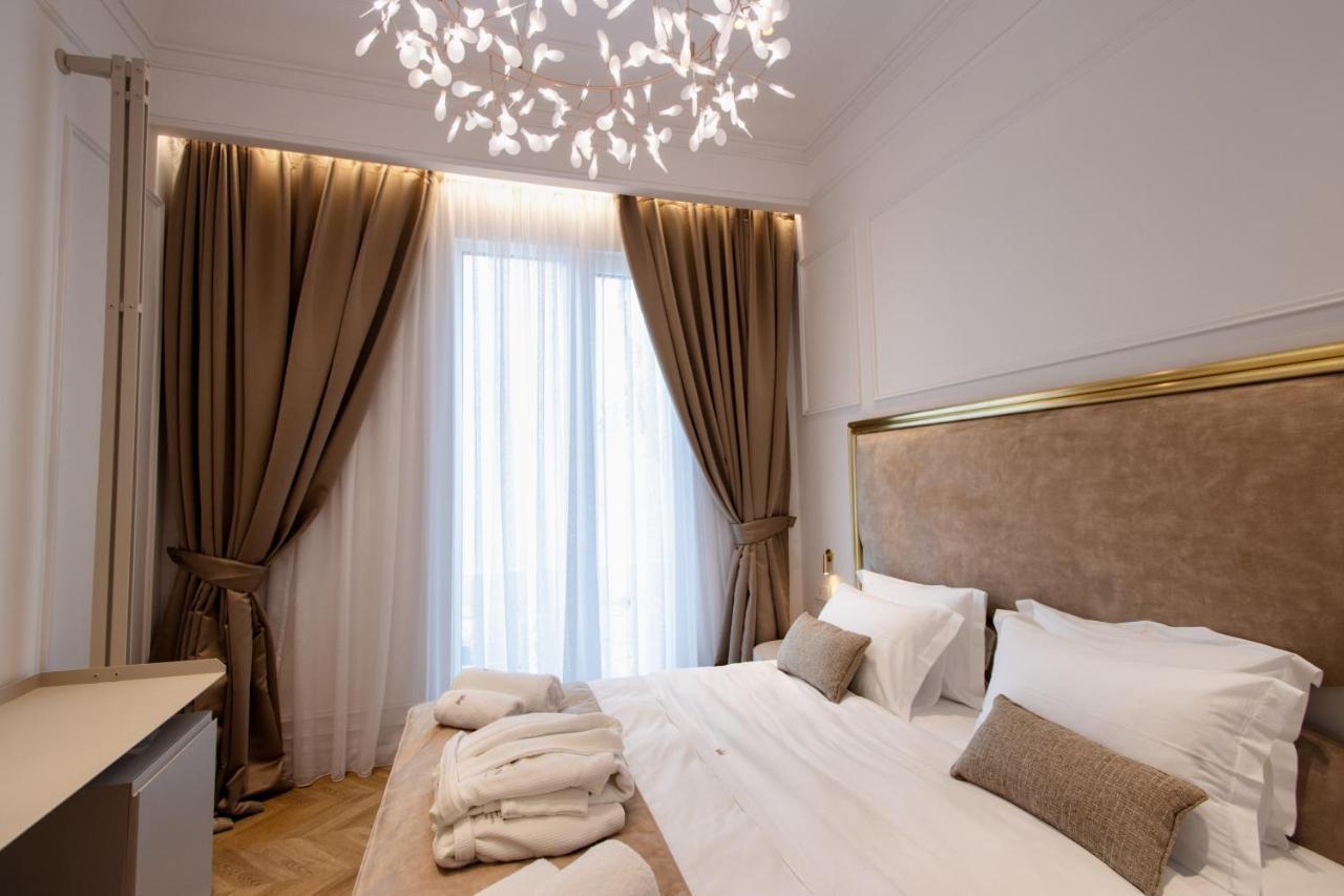 The Crown Boutique & 4* Tirana