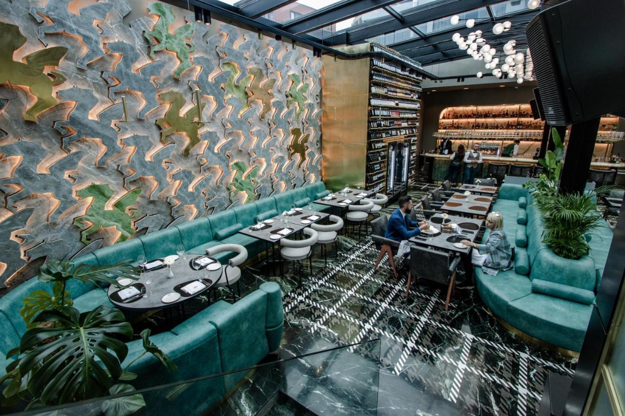 Hotel The Crown Boutique & Tirana